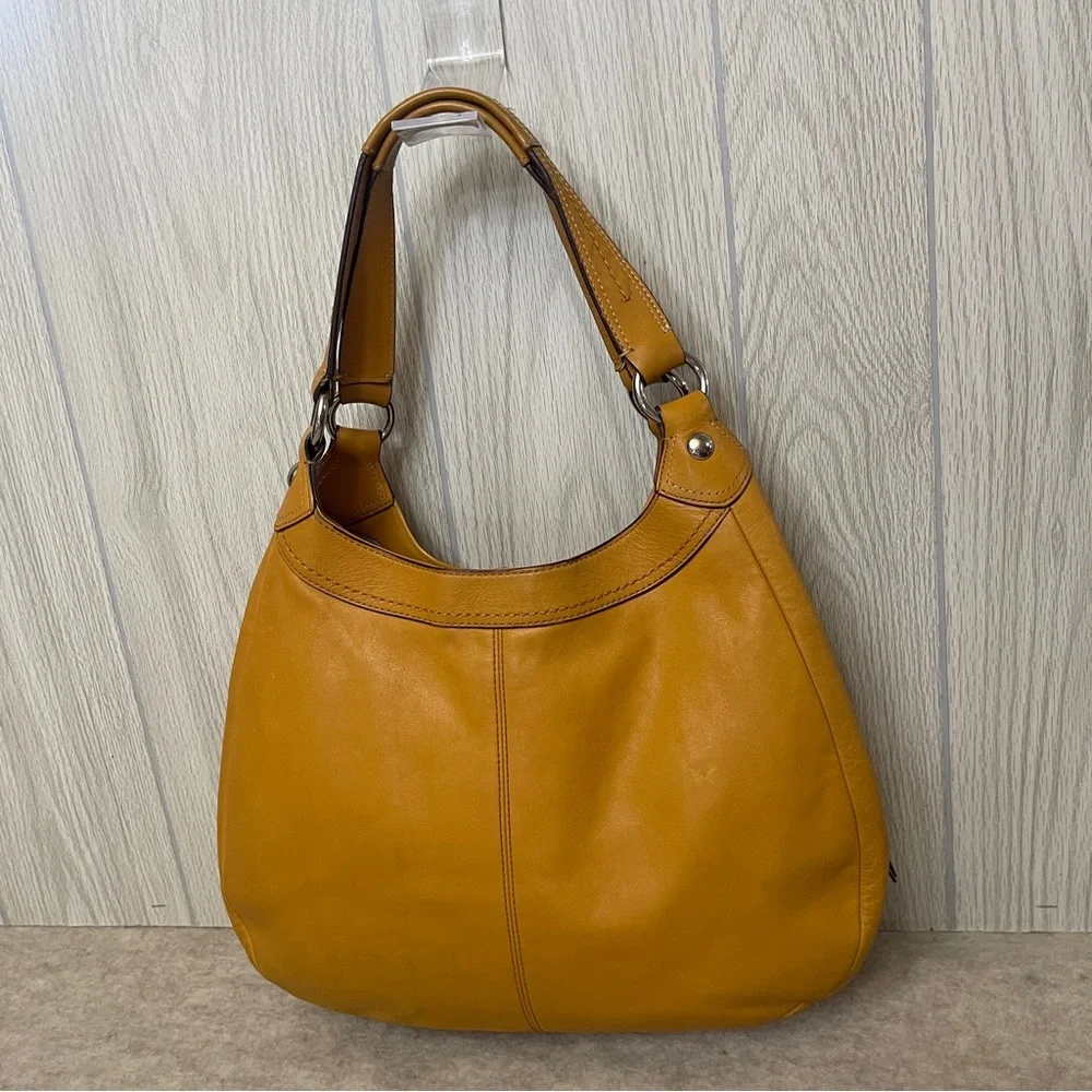 Coach Soho Lynn Y2K 2000s Mustard Yellow Silver Hardware Hobo Shoulder Bag Purse